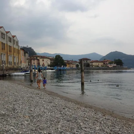 In Riva Al Di Iseo Residenza Primo Piano *