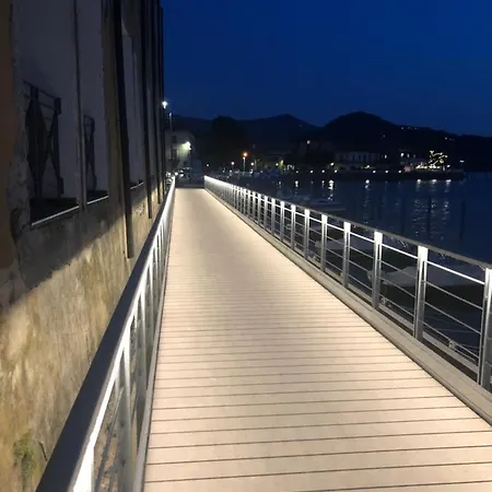 In Riva Al Di Iseo Residenza Primo Piano * Marone
