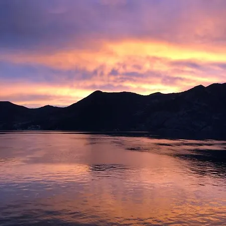 公寓 In Riva Al Di Iseo Residenza Primo Piano