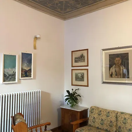 Apartment In Riva Al Di Iseo Residenza Primo Piano Marone