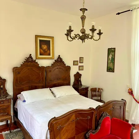 דירה In Riva Al Di Iseo Residenza Primo Piano