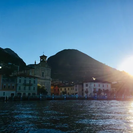 In Riva Al Di Iseo Residenza Primo Piano דירה מארונה