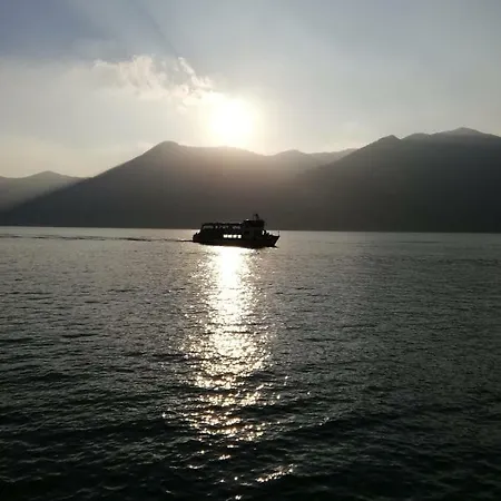 Apartment In Riva Al Di Iseo Residenza Primo Piano Marone